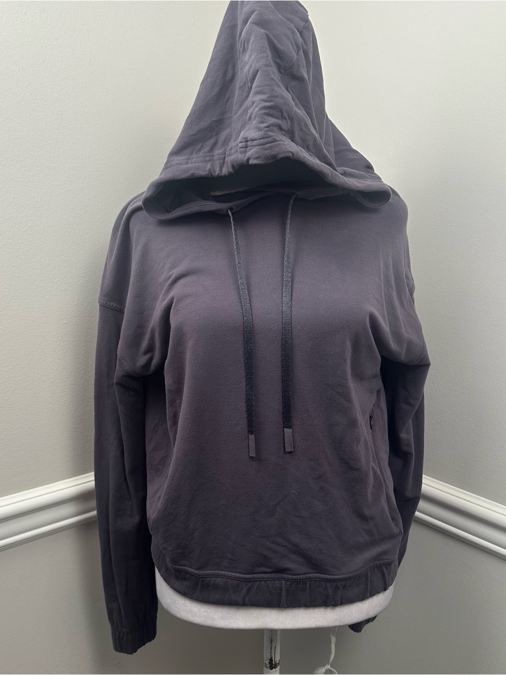 lululemon athletica Hooded Pullover Sweatshirt - Charcoal Gray 6